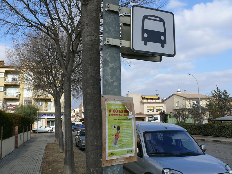 "Parada" de bus actual de Salt al carrer Rafael Masó