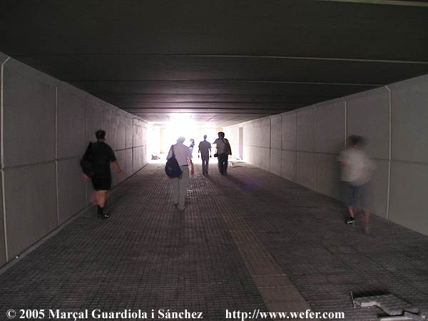 I al final, després de tot aquest trajecte, vam poder veure la llum al final de túnel... o en aquest cas, del nou pas soterrat d'Olesa